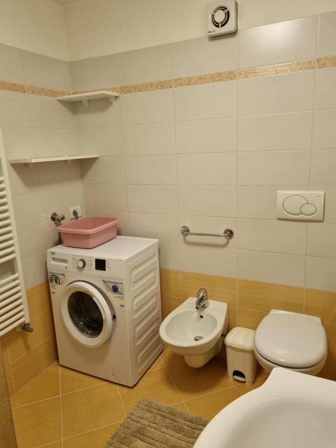 Night And Day Apartment Предацо Екстериор снимка